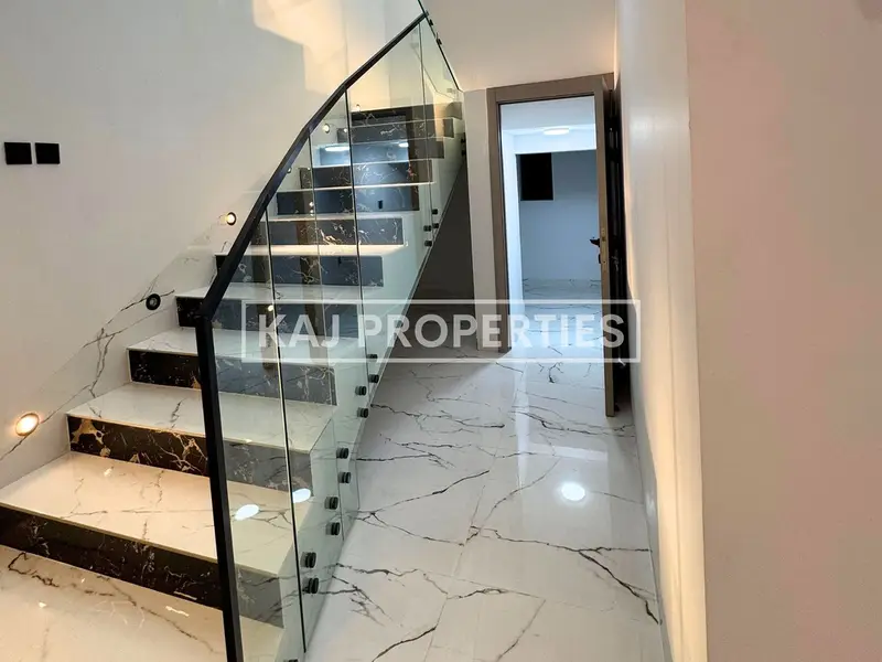 5 BED + MAID ROOM | PRIVATE POOL | LANDSCAPED GARDEN