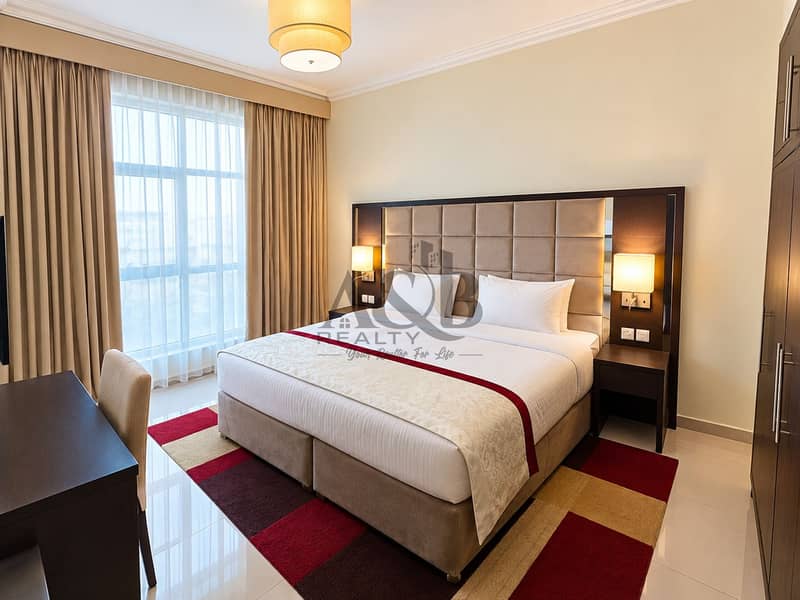 8 Warm Modern Hotel Bedroom. png