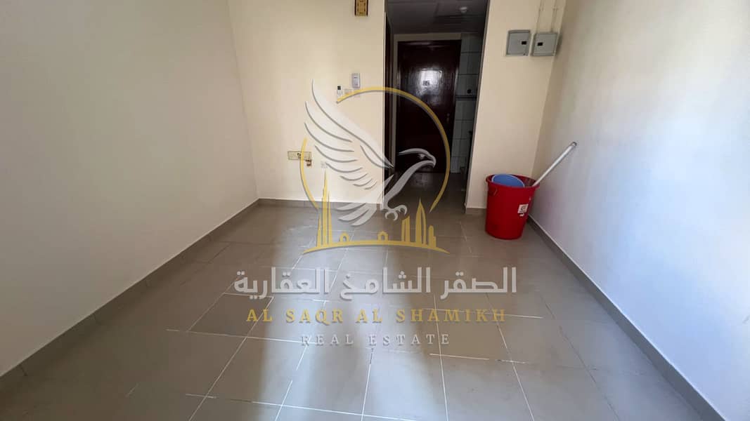 5 استوديو-للا-يجار-0-غرف-النباعة-الشارقة-صورة-العقار-re-001-05. jpg