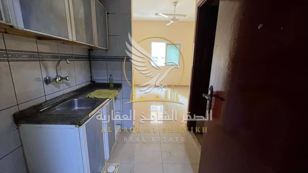 8 استوديو-للا-يجار-0-غرف-النباعة-الشارقة-صورة-العقار-re-001-09. jpg