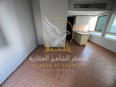 Estudio para en Alquiler en Bu Tina, Sharjah - WhatsApp Image 2026-10-18 at 3.37. 20 PM (1). jpeg