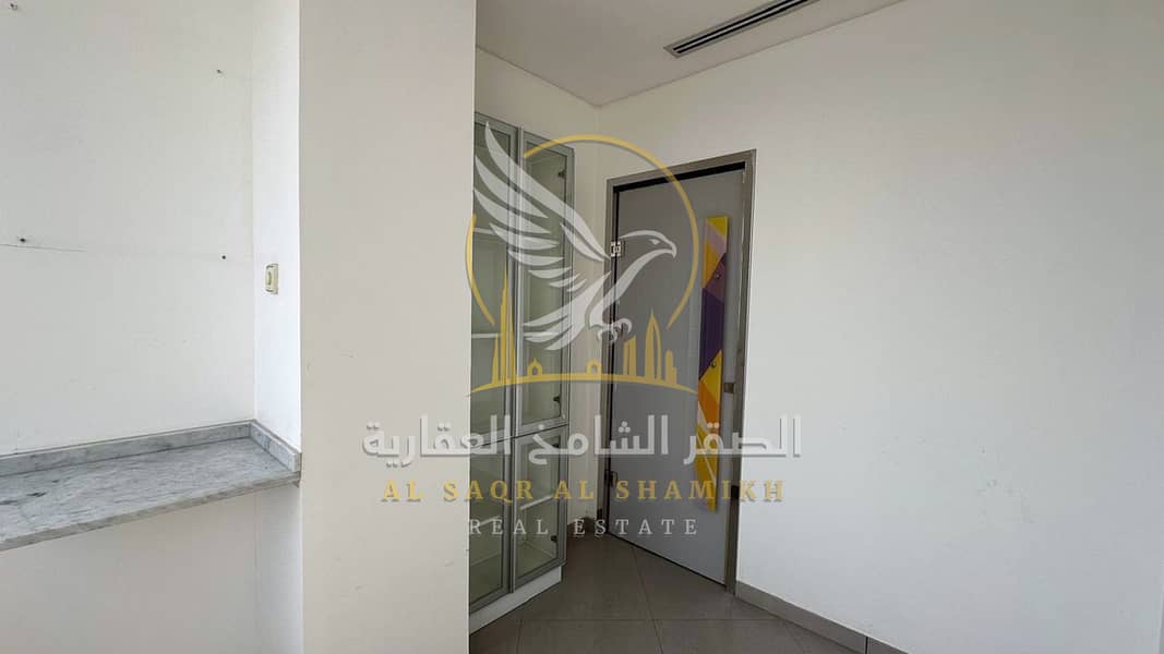 20 مكتب-للا-يجار-3-غرف-المجاز-1-الشارقة-صورة-العقار-re-001-18. jpg