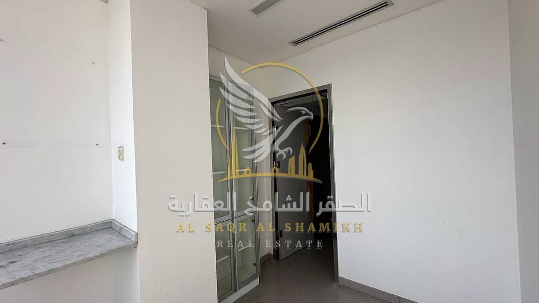 21 مكتب-للا-يجار-3-غرف-المجاز-1-الشارقة-صورة-العقار-re-001-19. jpg