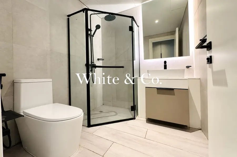 Community View | 1BR En-Suite | Mesk 1
