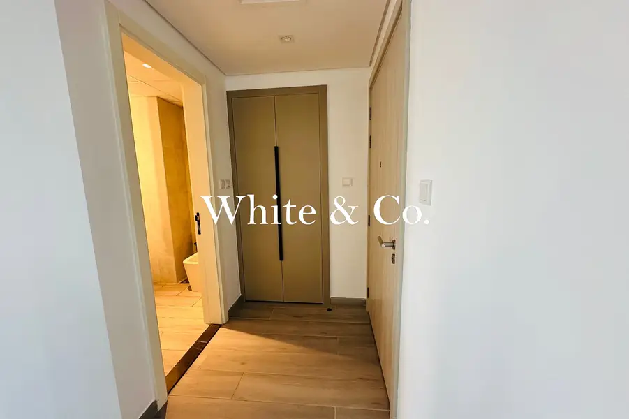Community View | 1BR En-Suite | Mesk 1