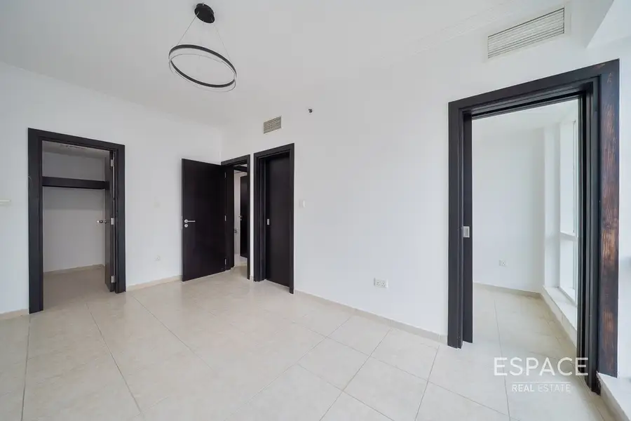 Open to Offers | 1+Study | Marina Views | Vacant