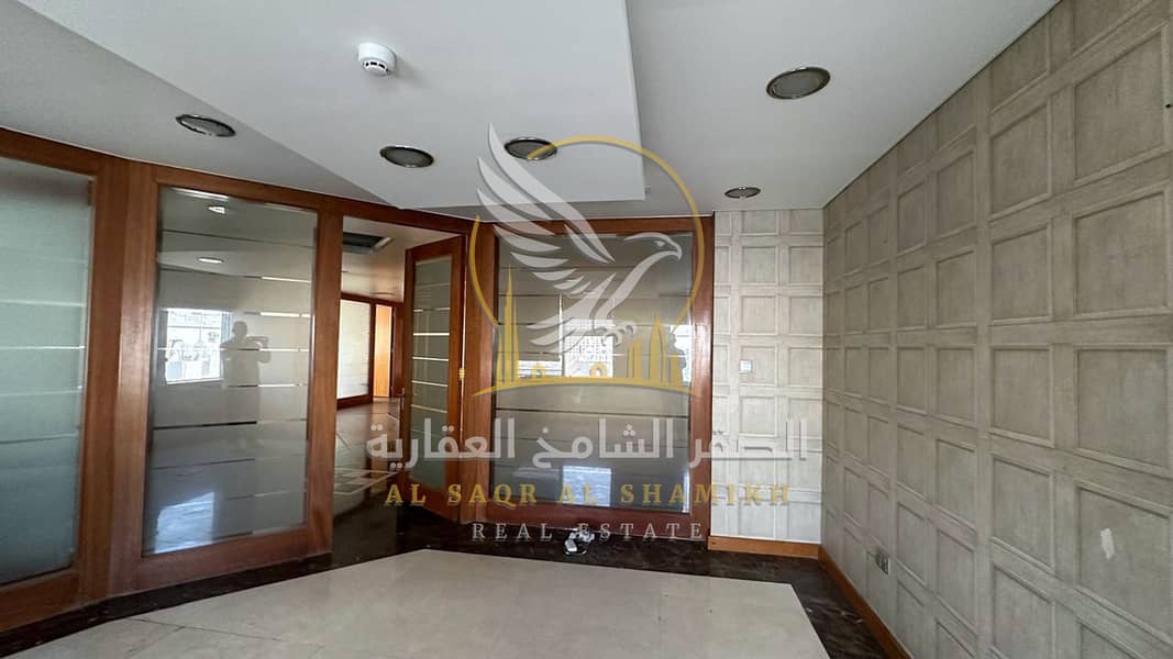 32 مكتب-للا-يجار-3-غرف-المجاز-1-الشارقة-صورة-العقار-re-001-32. jpg