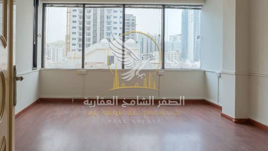 阿尔马贾兹， 夏尔迦 写字楼待租 - مكتب-للا-يجار-3-غرف-المجاز-1-الشارقة-صورة-العقار-re-001-16. jpg