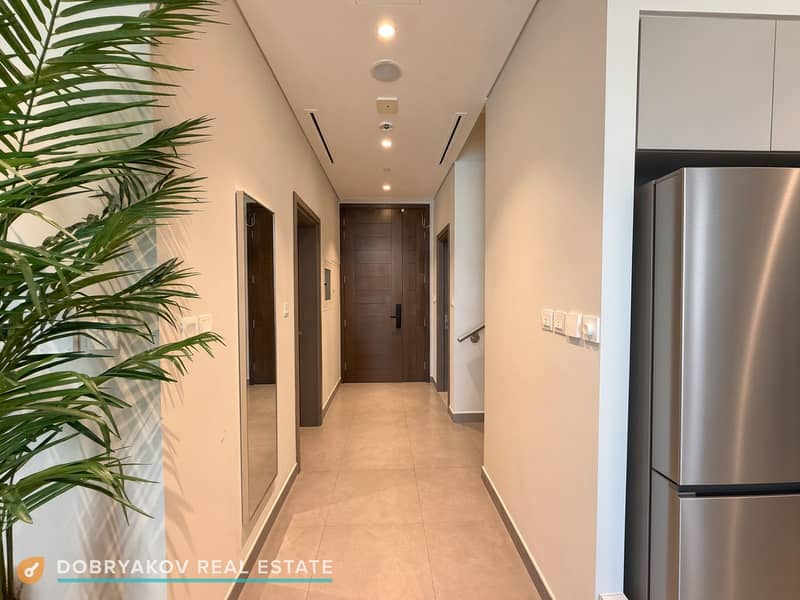 10 15_hallway. jpg