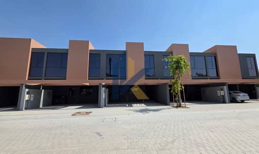 Townhouse de 4 chambres à à louer à Tilal City, Sharjah - WhatsApp Image 2026-10-22 at 1.39. 20 PM. jpeg Townhouse de 4 chambres à à louer à Tilal City, Sharjah - WhatsApp Image 2026-10-22 at 1.39. 20 PM. jpeg