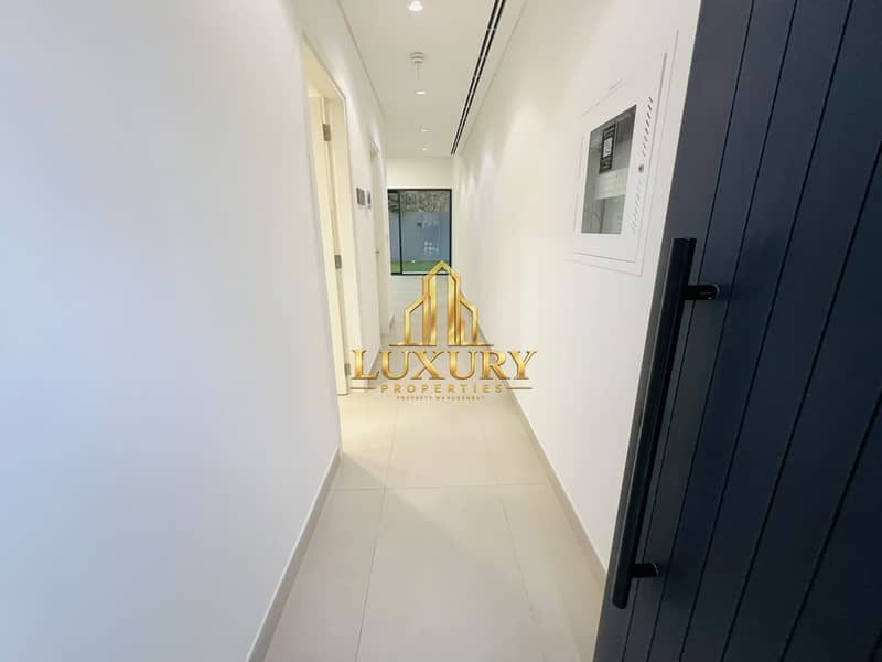 7 Corner 3BR Townhouse | All Master Bedrooms | Fully Landscaped | 3,300 Sqft | Robinia Masaa
