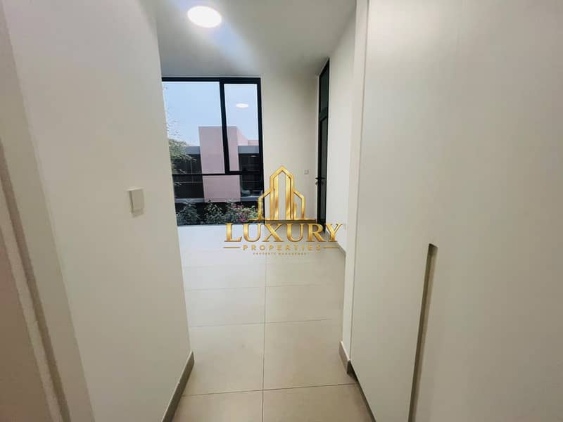 12 Corner 3BR Townhouse | All Master Bedrooms | Fully Landscaped | 3,300 Sqft | Robinia Masaa