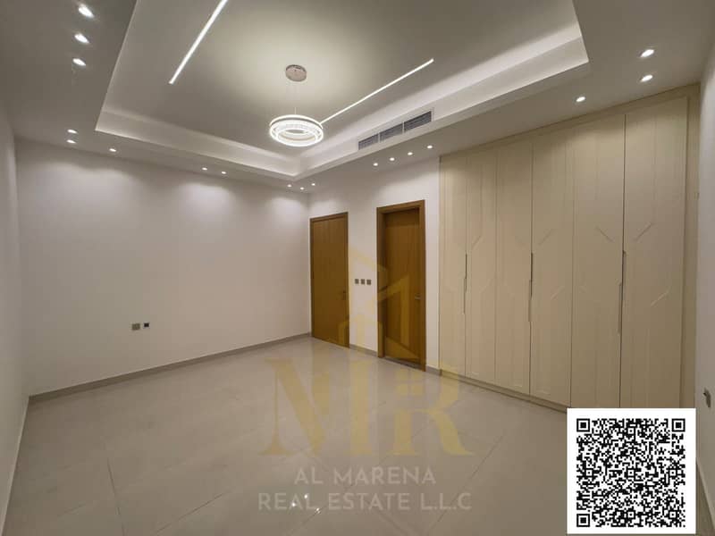 31 WhatsApp Image 2026-10-25 at 9.53. 33 AM (4)-watermark. jpg