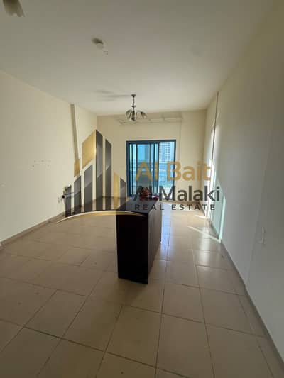 2 Bedroom Apartment for Rent in Al Mamzar, Sharjah - WhatsApp Image 2026-10-21 at 1.12. 54 PM. jpeg 2 Bedroom Apartment for Rent in Al Mamzar, Sharjah - WhatsApp Image 2026-10-21 at 1.12. 54 PM. jpeg