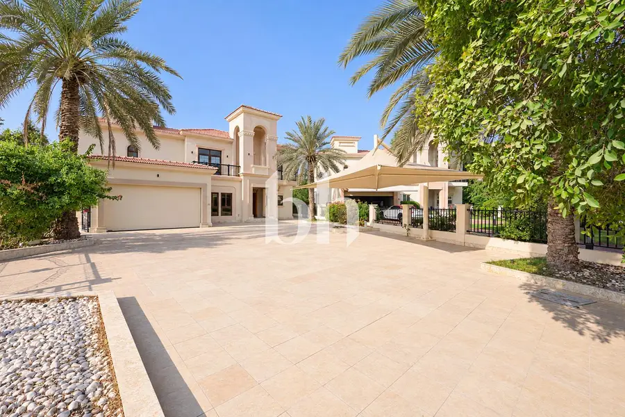 Large Corner Plot | Park Backing | Extended BUA
