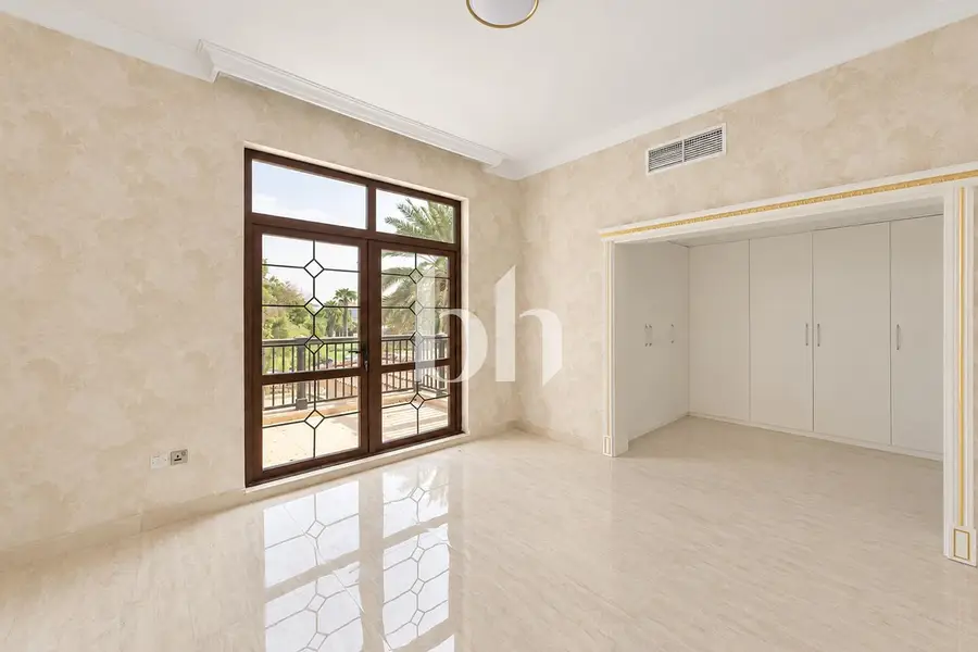 Large Corner Plot | Park Backing | Extended BUA