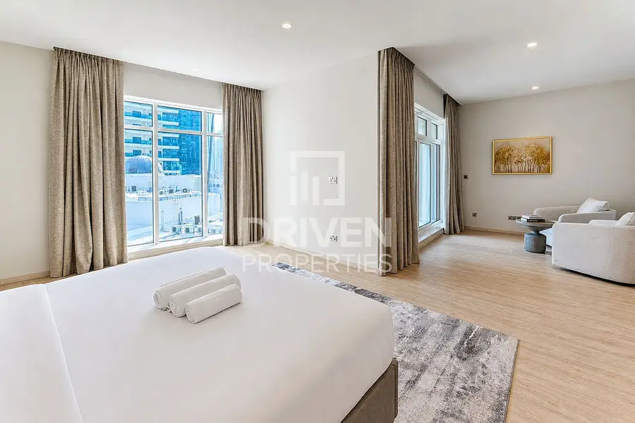 Rare Podium Unit | High ROI | Private Lift