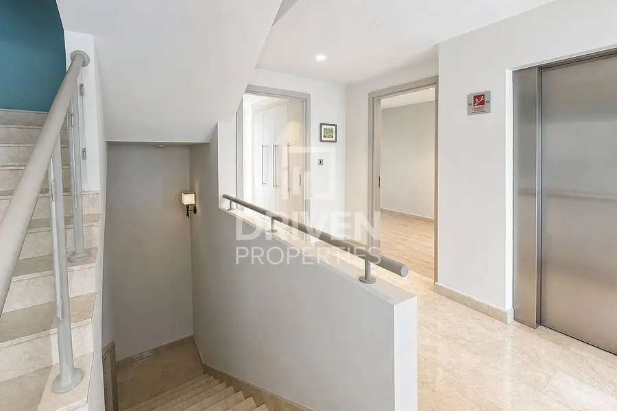 Rare Podium Unit | High ROI | Private Lift