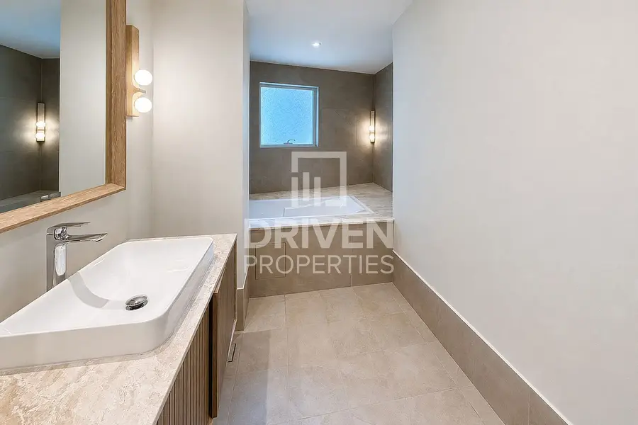 Rare Podium Unit | High ROI | Private Lift