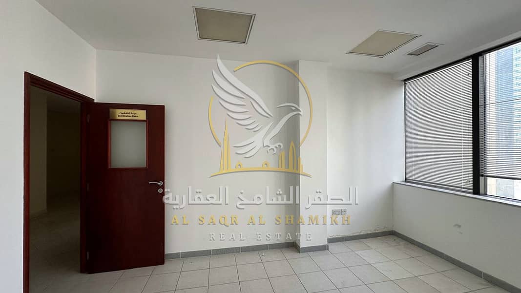 16 مكتب-للا-يجار-3-غرف-المجاز-1-الشارقة-صورة-العقار-re-001-17. jpg