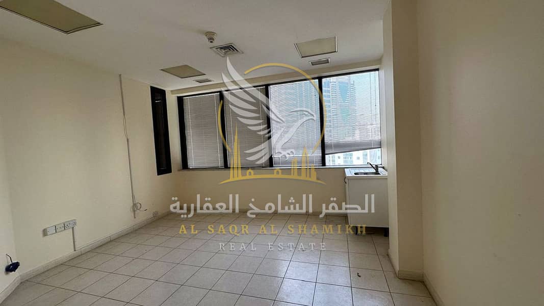 18 مكتب-للا-يجار-3-غرف-المجاز-1-الشارقة-صورة-العقار-re-001-19. jpg