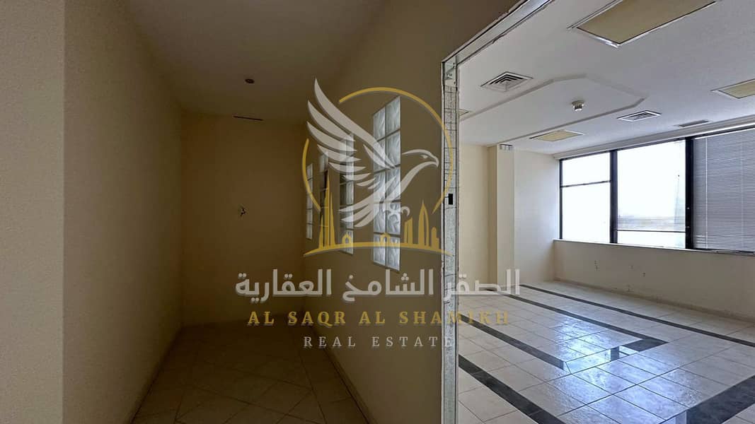 21 مكتب-للا-يجار-3-غرف-المجاز-1-الشارقة-صورة-العقار-re-001-25. jpg