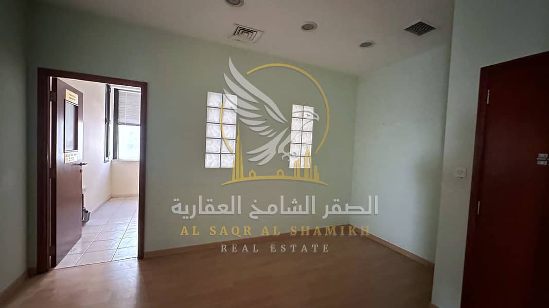 33 مكتب-للا-يجار-3-غرف-المجاز-1-الشارقة-صورة-العقار-re-001-35. jpg