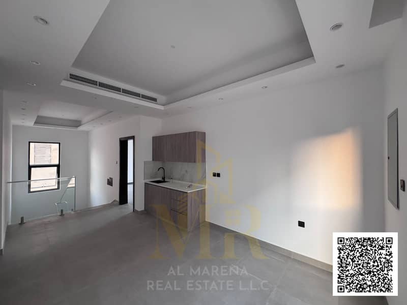27 WhatsApp Image 2026-10-25 at 9.54. 31 AM (7)-watermark. jpg