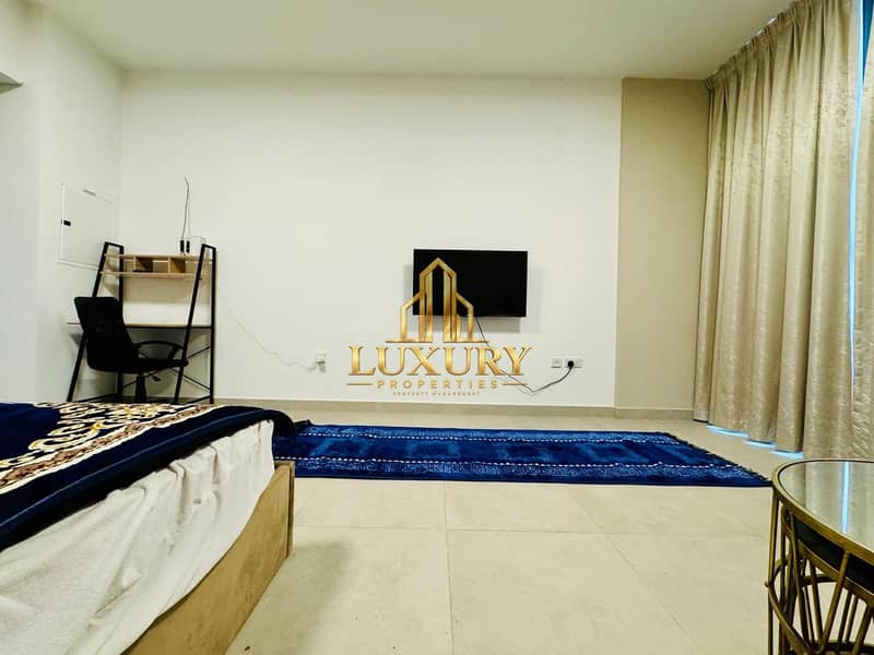 4 Premium Monthly Studio for Rent in Aljada – Pool & Parking Included