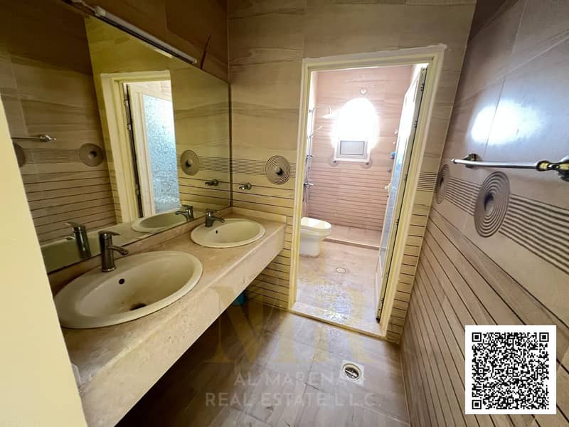 12 WhatsApp Image 2026-10-24 at 7.02. 17 PM (3)-watermark. jpg