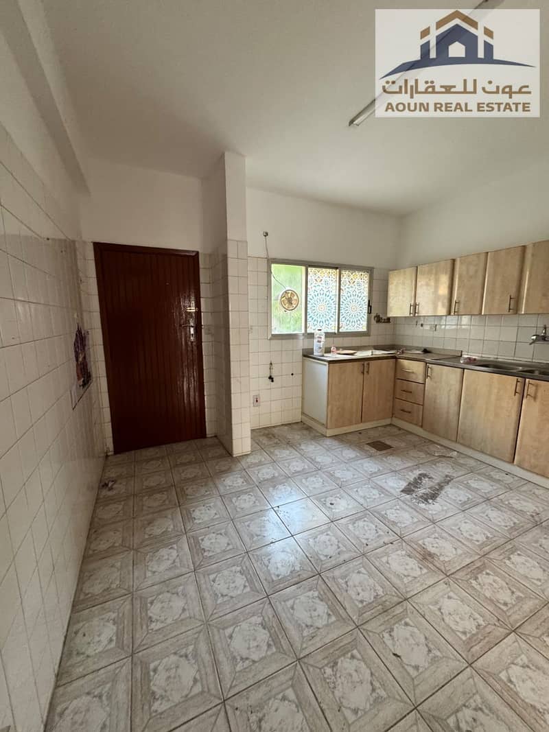 8 WhatsApp Image 2026-10-25 at 12.11. 52 PM (1). jpeg