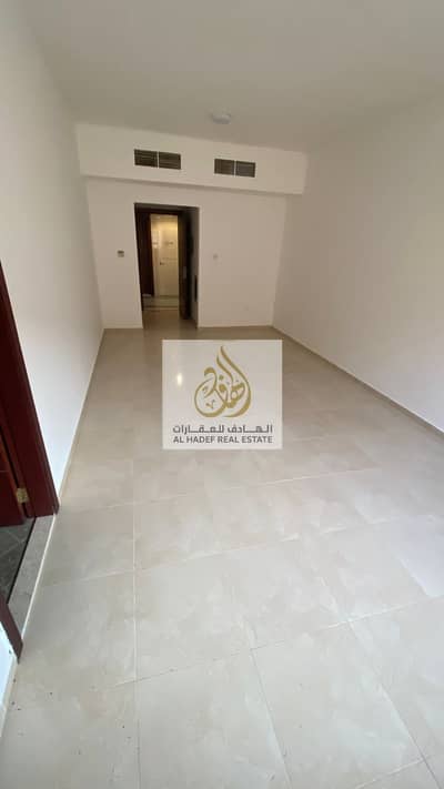 Estudio para en Alquiler en Al Jurf, Ajman - WhatsApp Image 2026-10-24 at 7.28. 49 AM. jpeg Estudio para en Alquiler en Al Jurf, Ajman - WhatsApp Image 2026-10-24 at 7.28. 49 AM. jpeg