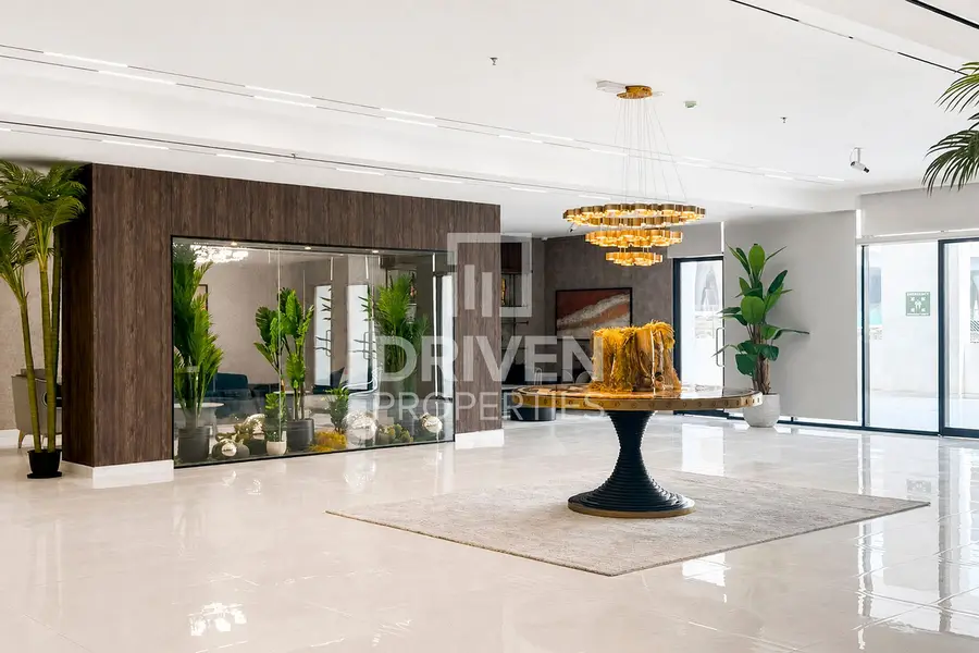 Brand New Unit | Vacant Apt with Maid's Room