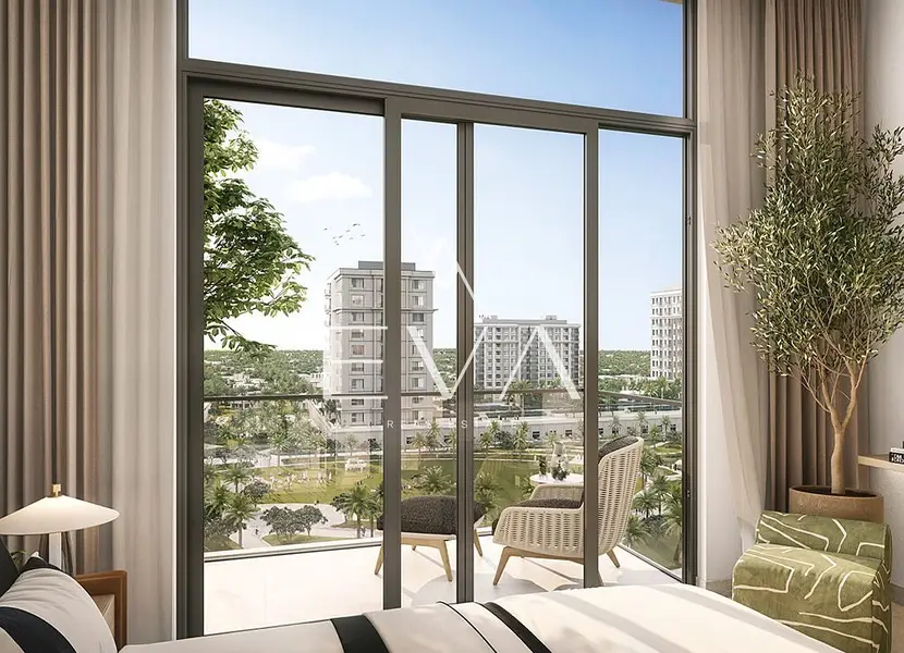 CORNER UNIT | MID FLOOR | PARTIAL GOLF COURSE VIEW
