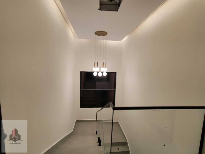 29 274490. jpg