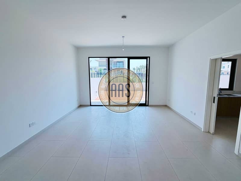 28 Road View. 3bhk Villa. Jebel Ali Village. jpg