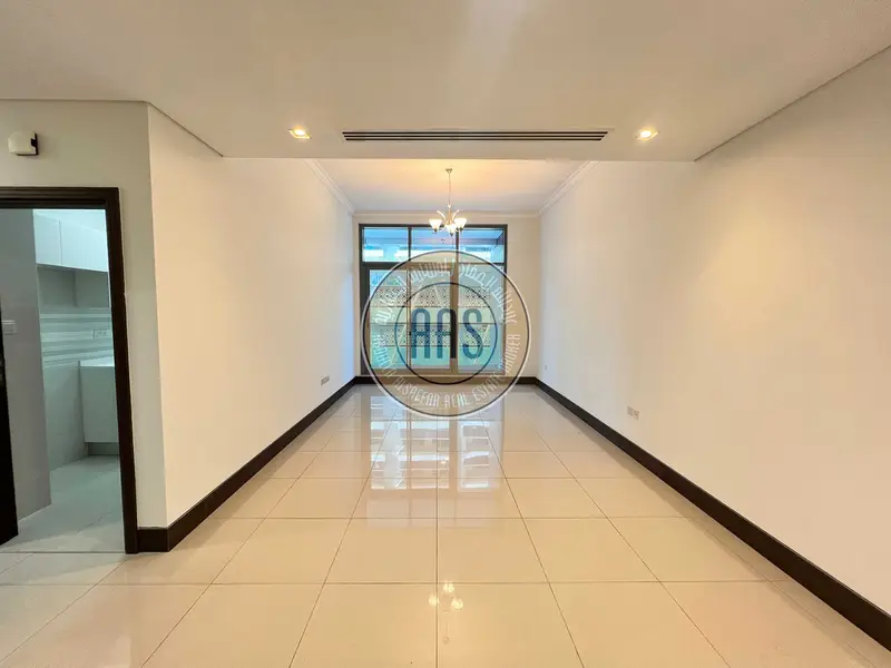 1St floor 1~ bedroom With terrace < Spacious Apartment < Hot location > With All amen ties