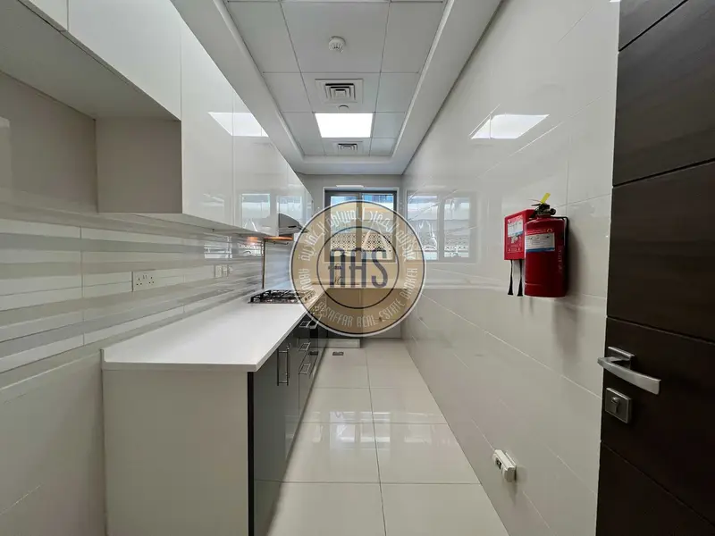 1St floor 1~ bedroom With terrace < Spacious Apartment < Hot location > With All amen ties