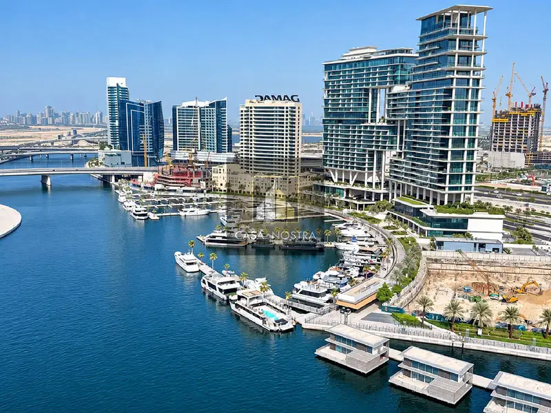 Best Deal | +10% ROI | Full Canal View | Studio