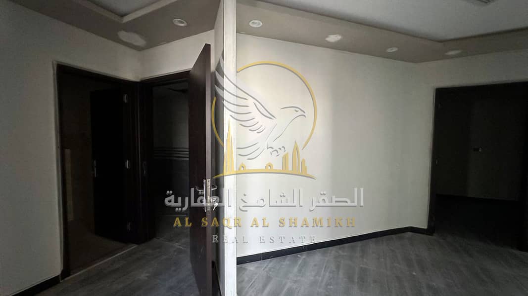 32 مكتب-للا-يجار-3-غرف-المجاز-1-الشارقة-صورة-العقار-re-001-32. jpg