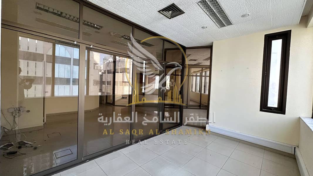 6 مكتب-للا-يجار-3-غرف-المجاز-1-الشارقة-صورة-العقار-re-001-29. jpg
