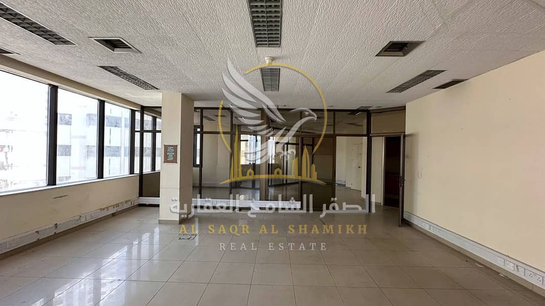 9 مكتب-للا-يجار-3-غرف-المجاز-1-الشارقة-صورة-العقار-re-001-09. jpg