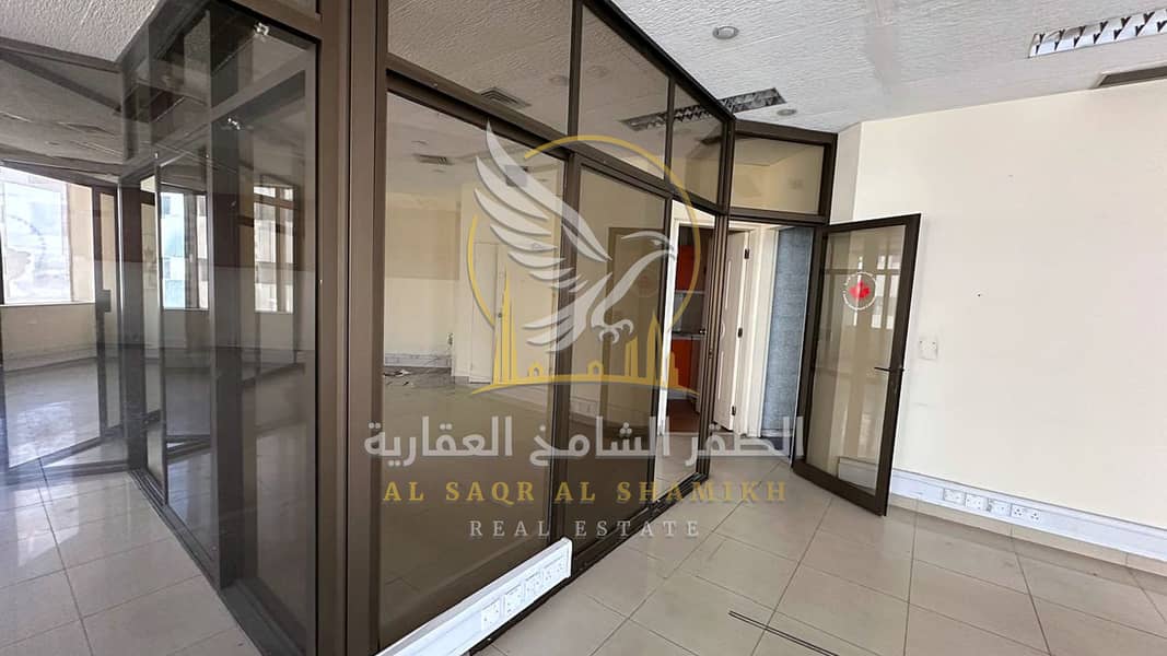 18 مكتب-للا-يجار-3-غرف-المجاز-1-الشارقة-صورة-العقار-re-001-19. jpg