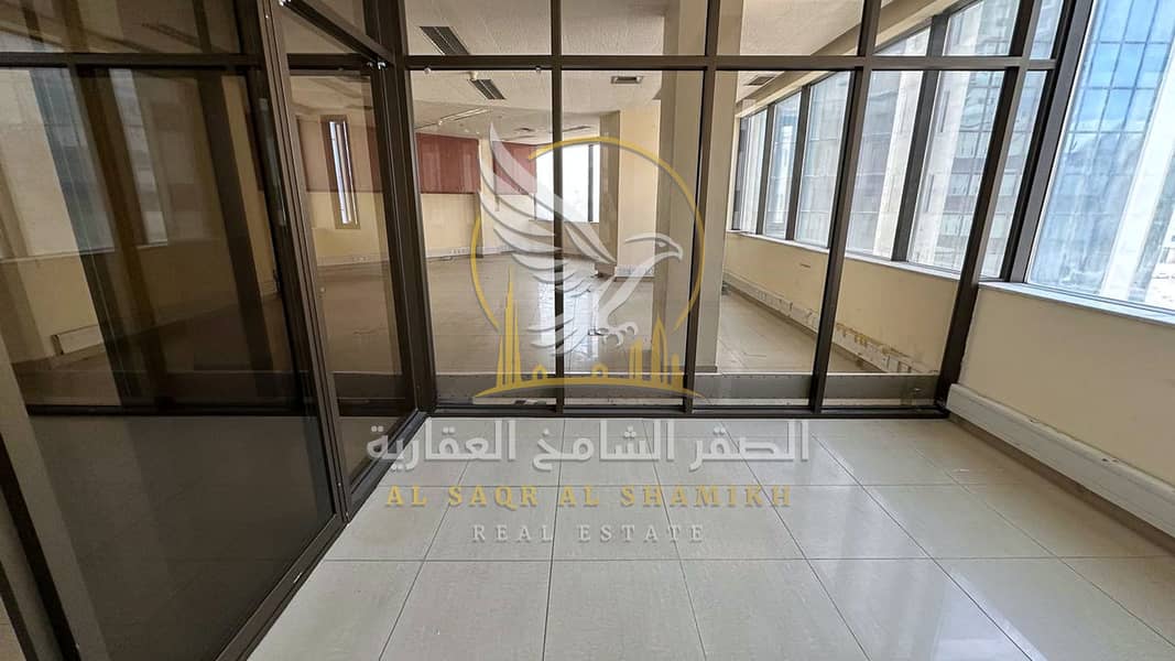 20 مكتب-للا-يجار-3-غرف-المجاز-1-الشارقة-صورة-العقار-re-001-22. jpg