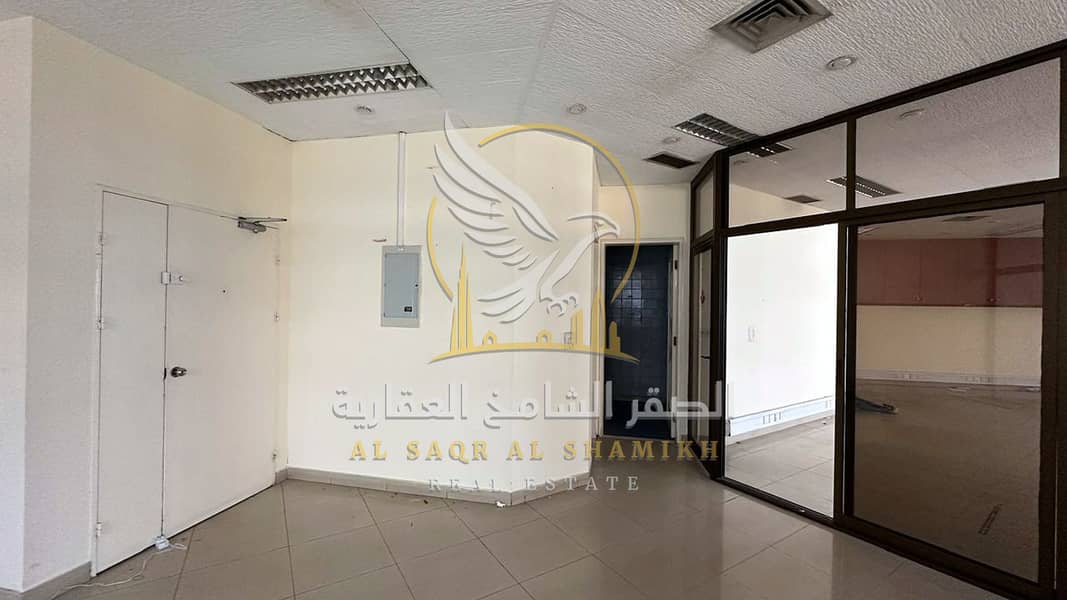 31 مكتب-للا-يجار-3-غرف-المجاز-1-الشارقة-صورة-العقار-re-001-34. jpg