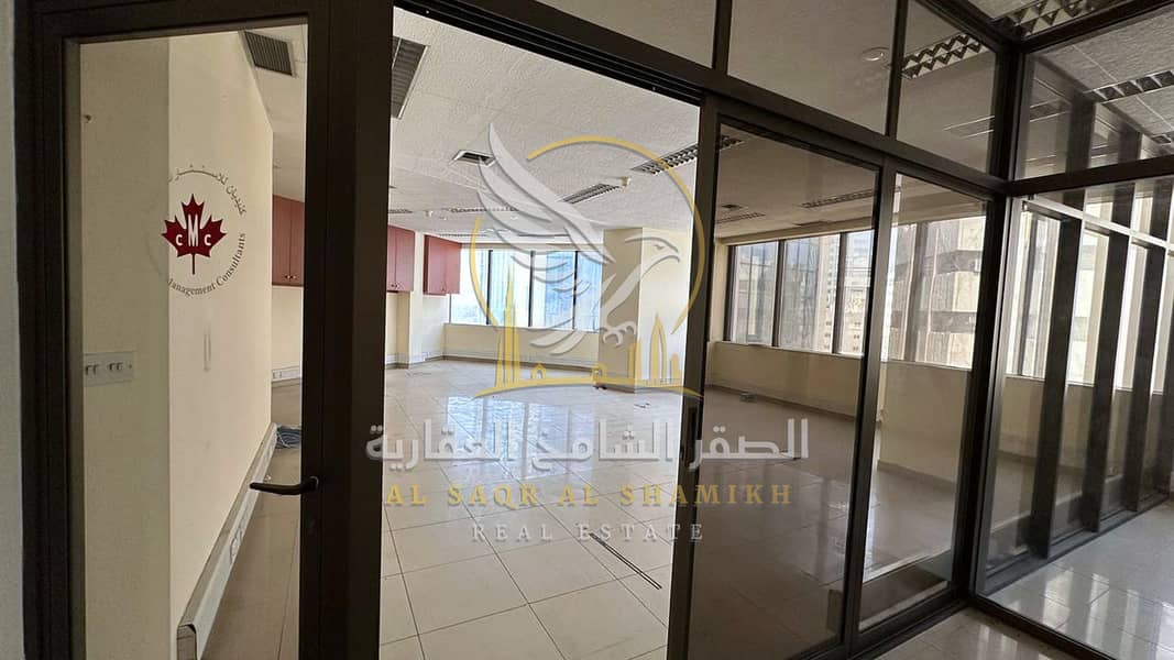 32 مكتب-للا-يجار-3-غرف-المجاز-1-الشارقة-صورة-العقار-re-001-35. jpg