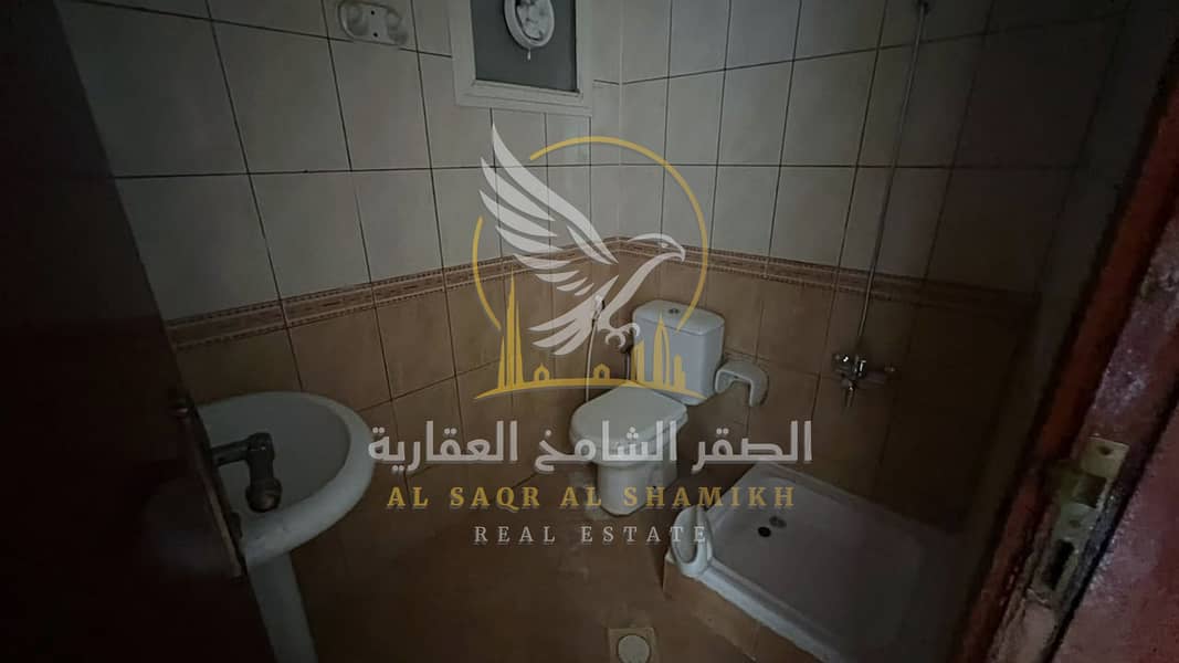 10 استوديو-للا-يجار-0-غرف-النباعة-الشارقة-صورة-العقار-re-001-08. jpg