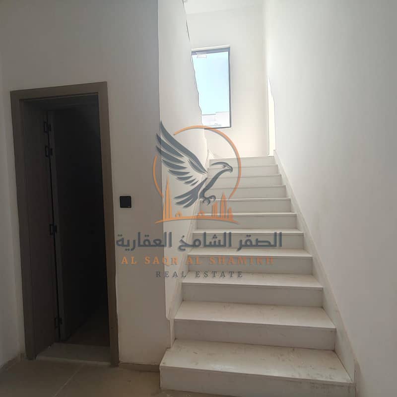 4 WhatsApp Image 2026-10-22 at 15.00. 17. jpeg