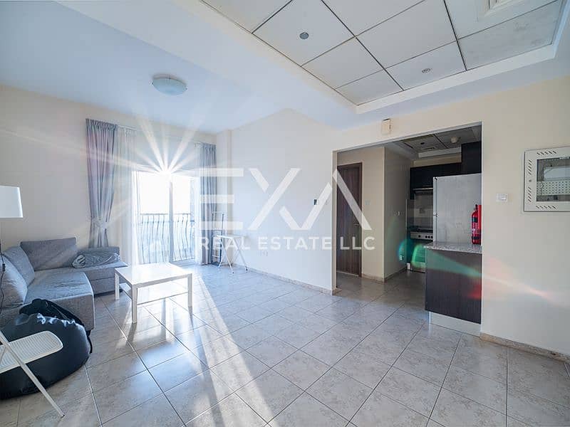 High Foor I Well Maintained I Ready to Move in