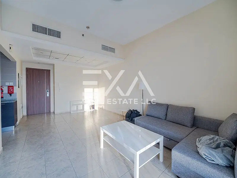 High Foor I Well Maintained I Ready to Move in